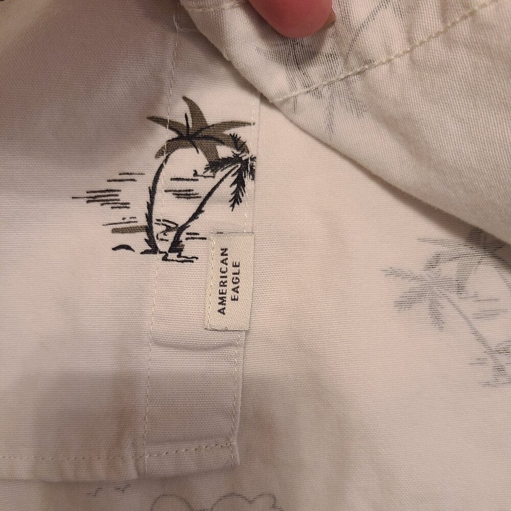 American Eagle Palm Tree Print Button-Up Shirt - Men's Small - Picture 11 of 13